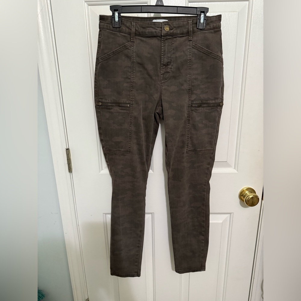 Pistola Revolve Camo Cargo Pants *GREAT CONDITION*